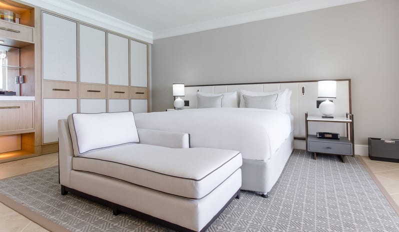 Fairmont Royal Pavilion Luxury Ocean Front 2